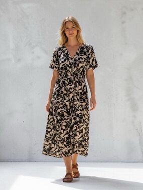 Meadow Rhodes Anthro Midi Floral Cotton Dress Black & Beige Leaf Print Size M